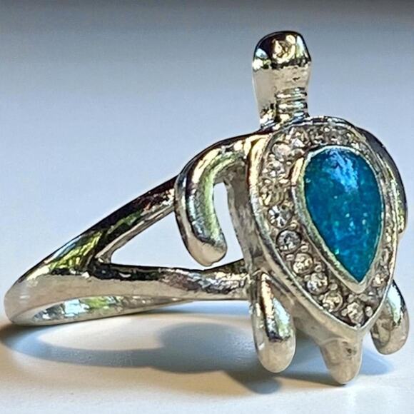 Silver Turtle Ring with Blue Stone - Picture 2 of 6